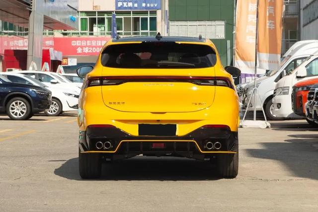 SUV风行T5 EVO，标配197马力+6.6升油耗，10.39万可拿下